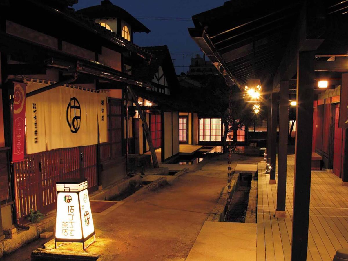 Hotel Ooedo Onsen Monogatari Yamashiro Saichoraku Kaga  Exterior foto